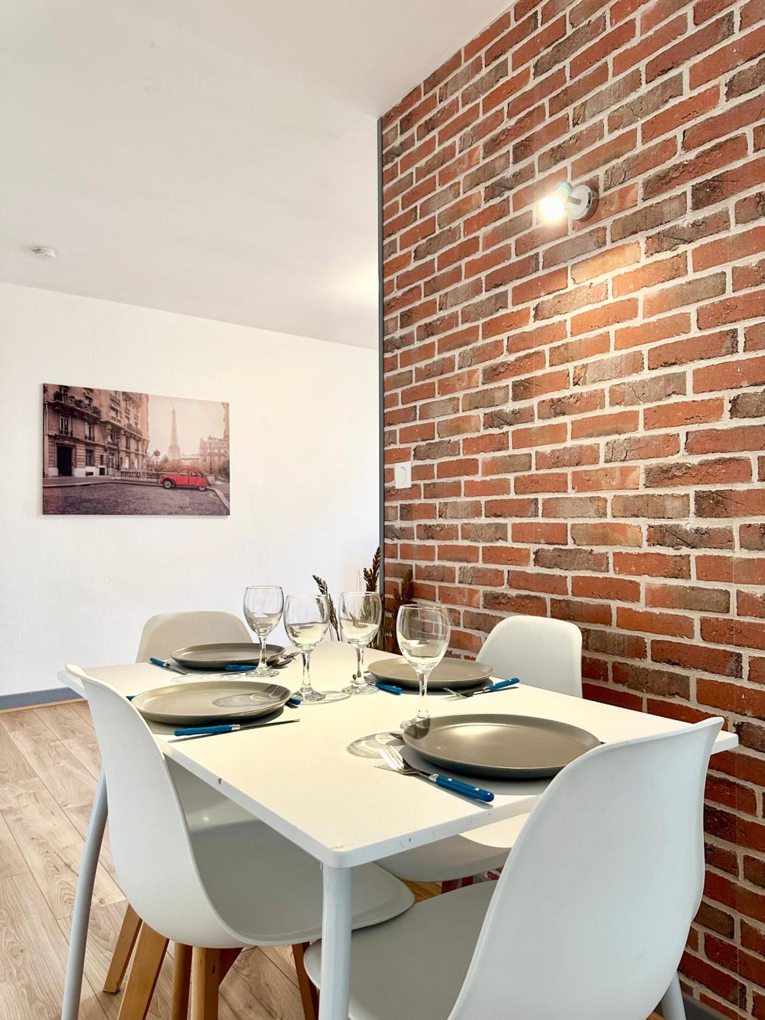 La Confluence - Vue Imprenable & Hyper Centre Apartment มง-เดอ-มาร์ซ็อง ภายนอก รูปภาพ